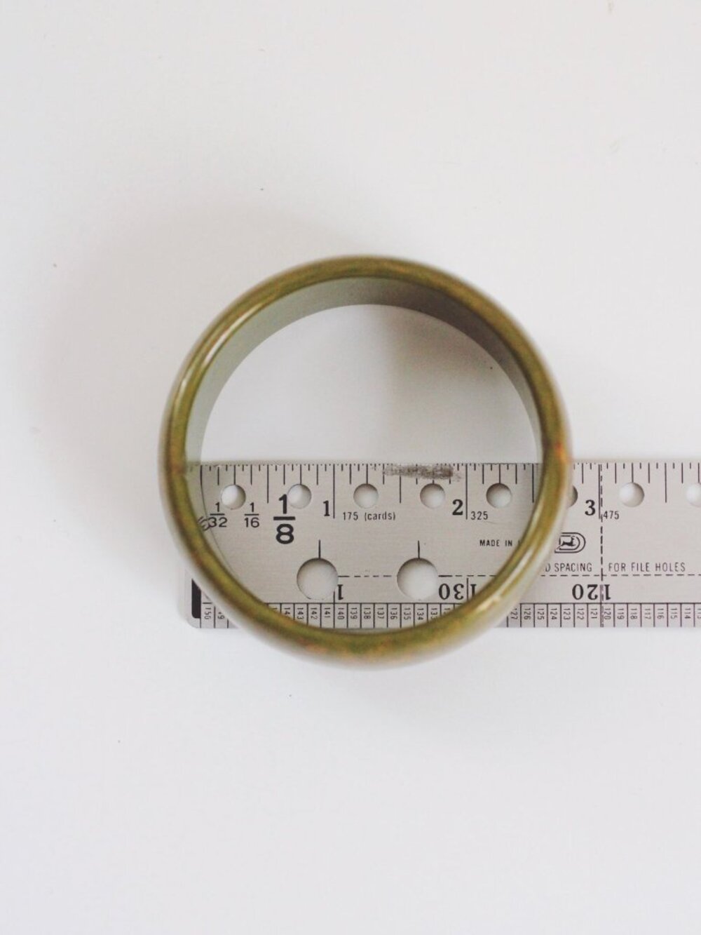 Vintage Creamed Spinach Olive Green Marbled Bakelite Bangle Bracelet Wide Chunky - Picture 5 of 6
